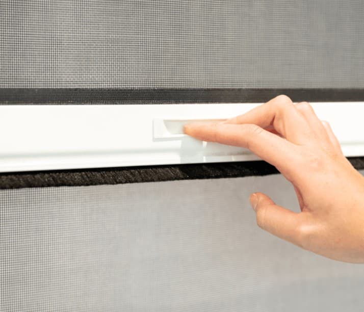 Roller mosquito nets